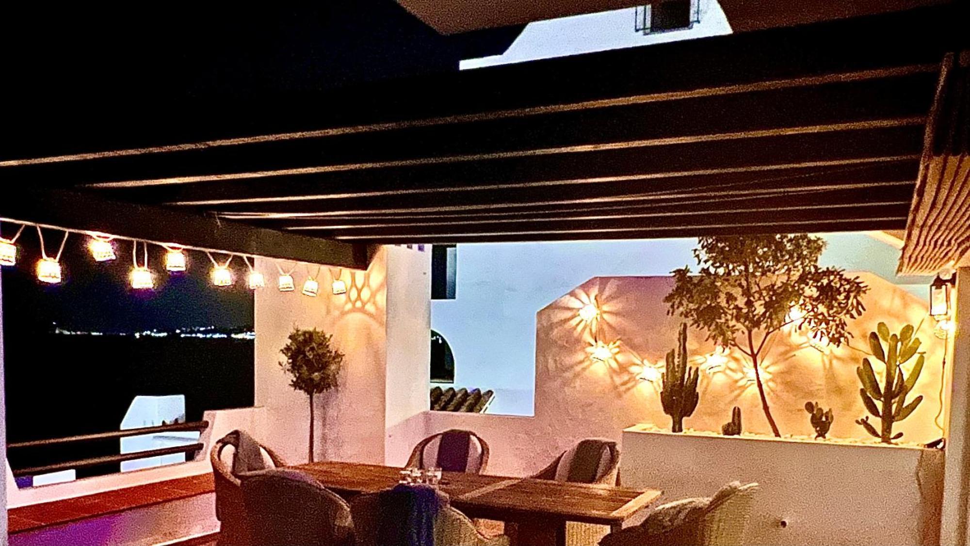 Playa Cristo Amazing Beach Terrace Appartment Estepona Buitenkant foto